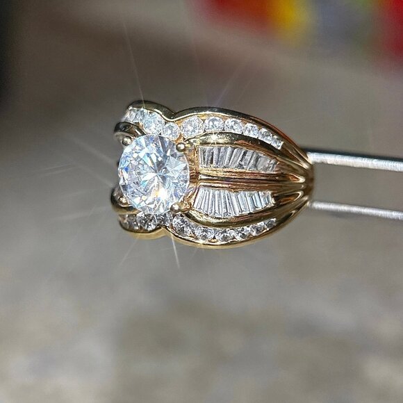 Spectacular 925 Gold Vermeil Cz Ring - Picture 5 of 9